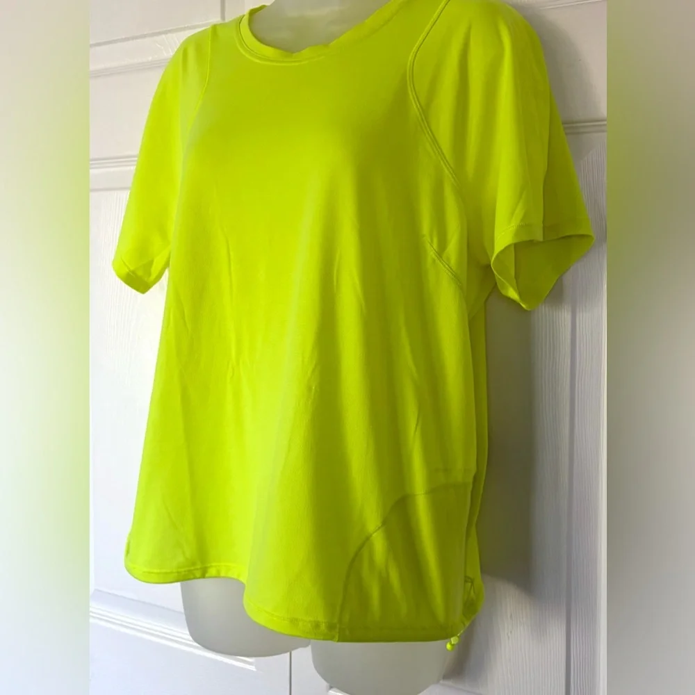 Lululemon Women’s Top Lightweight Cinched Hem Hiking T Shirt size 12 - Picture 7 of 14